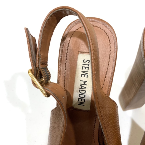 Steven Madden Brown Wedge Shoe (size: 7) - Picture 14 of 16